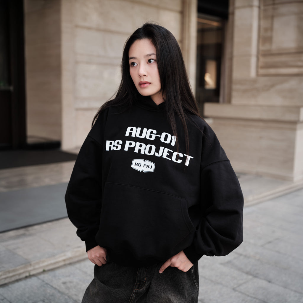 AUG-01 RS PROJECT ÁO HOODIE ĐEN